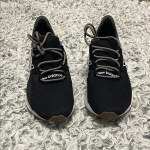 New Balance Fresh Foam Roav Sneakers